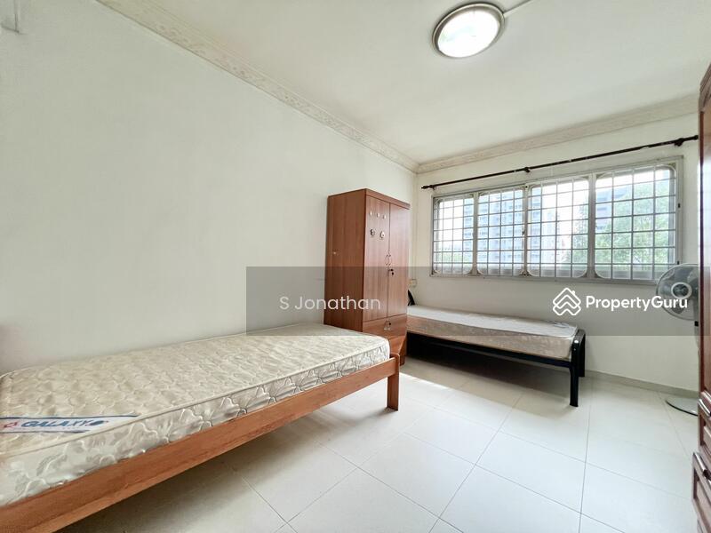 HDB Flat for Rent: D23, 670229