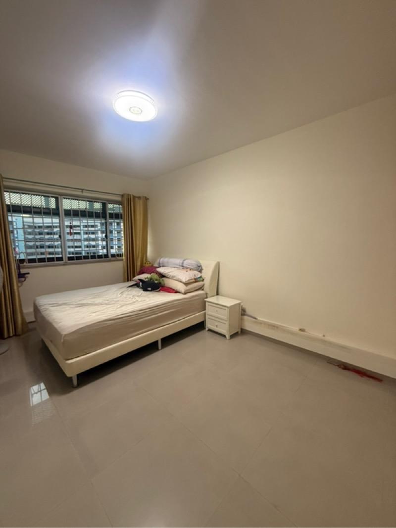 Prop-GPT: HDB Apartment: D27 Sembawang 506A Wellington Circle
