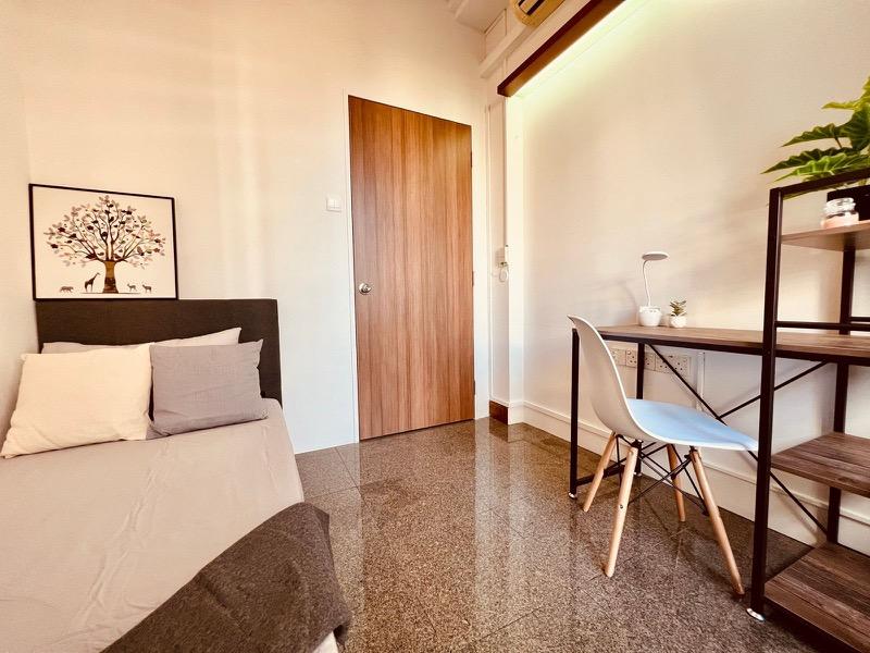 Eastpoint Green Condominium Room Rental, $1,250, 1 Bed 1 Bath 120 sqft $10.42 psf