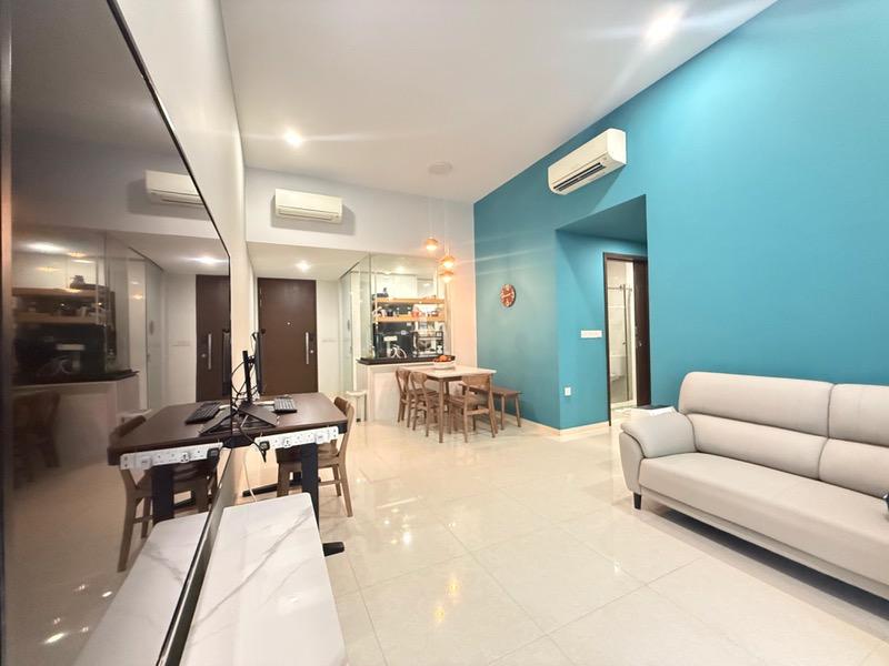 Archipelago Condominium For Rent, $4,700, 2 Bed 2 Bath 1,033 sqft $4.55 psf