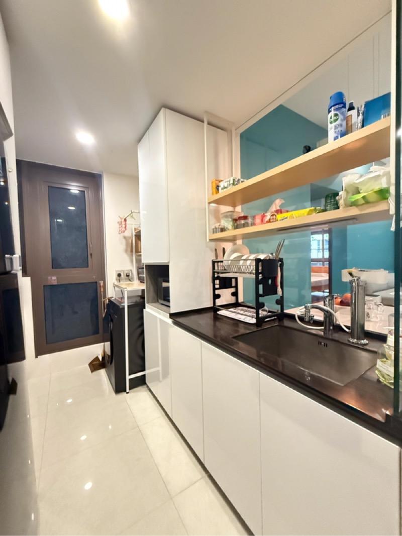 Archipelago Condominium For Rent, $4,700, 2 Bed 2 Bath 1,033 sqft $4.55 psf