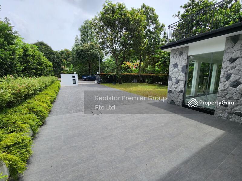 Prop-GPT: Detached: D21  Renovated Detached @ King Albert Park for Rent 