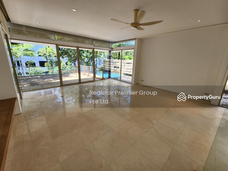  Best Location Modern Detached 