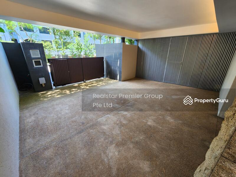  Best Location Modern Detached 