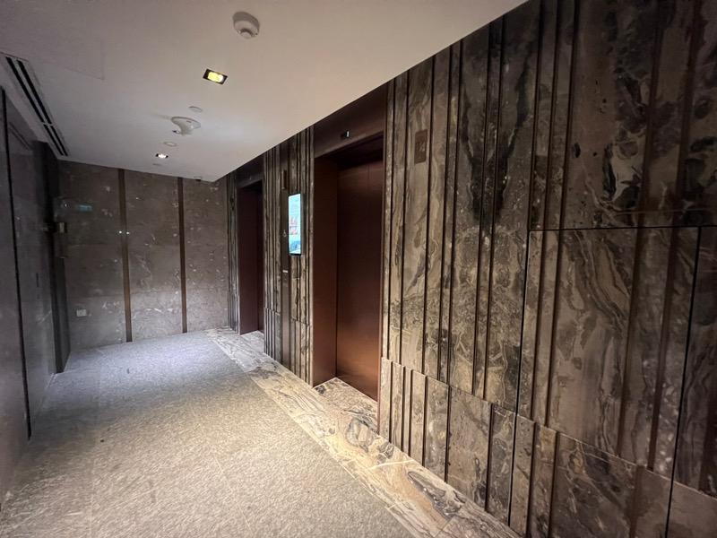 Stars of Kovan Condominium For Rent, $4,080, 2 Bed 2 Bath 732 sqft $5.57 psf