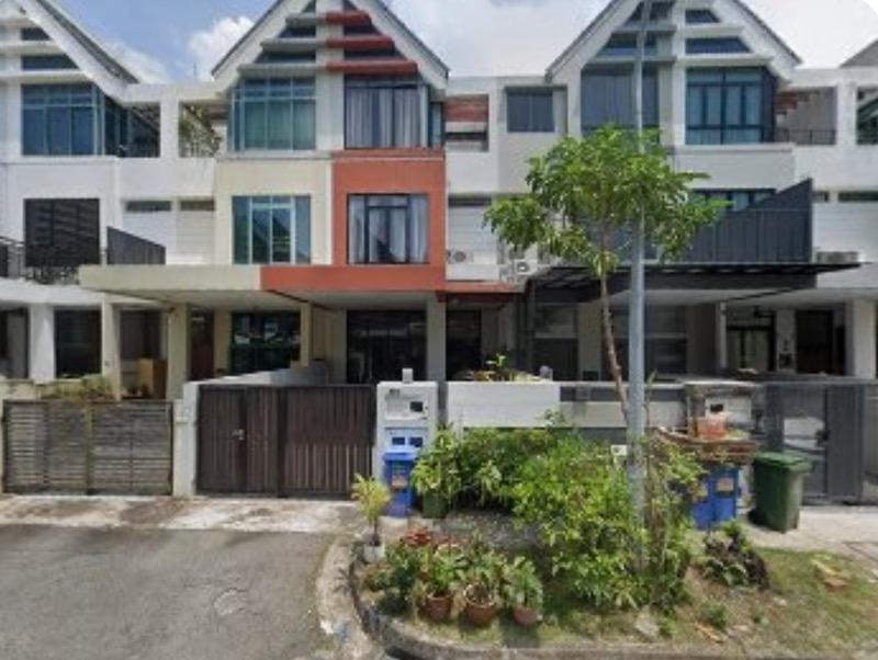 Prop-GPT: Terrace: D16 Kew Drive 395 KEW CRESCENT