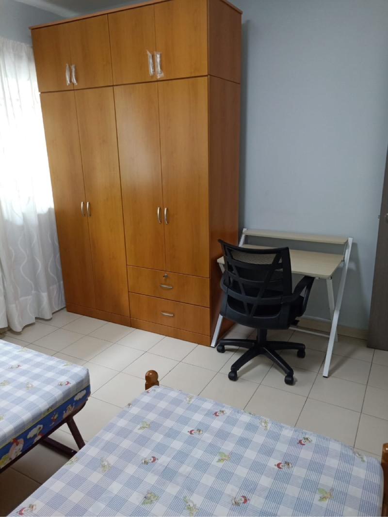 469 Tampines Street 44 HDB Apartment Room Rental, $950, 1 Bed 1 Bath 10 sqft $95.00 psf