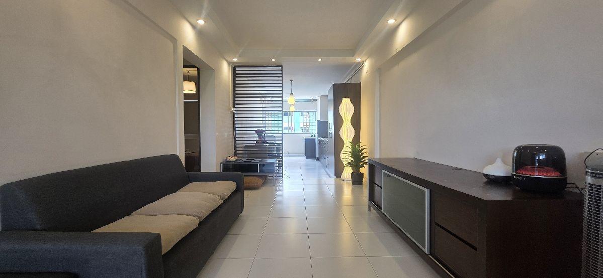 218 Ang Mo Kio Avenue 1 HDB Apartment For Rent, $3,100, 2 Bed 2 Bath 904 sqft $3.43 psf HDB Apartment | D20 Ang Mo Kio | Prop-GPT the AI-Powered Property Guru