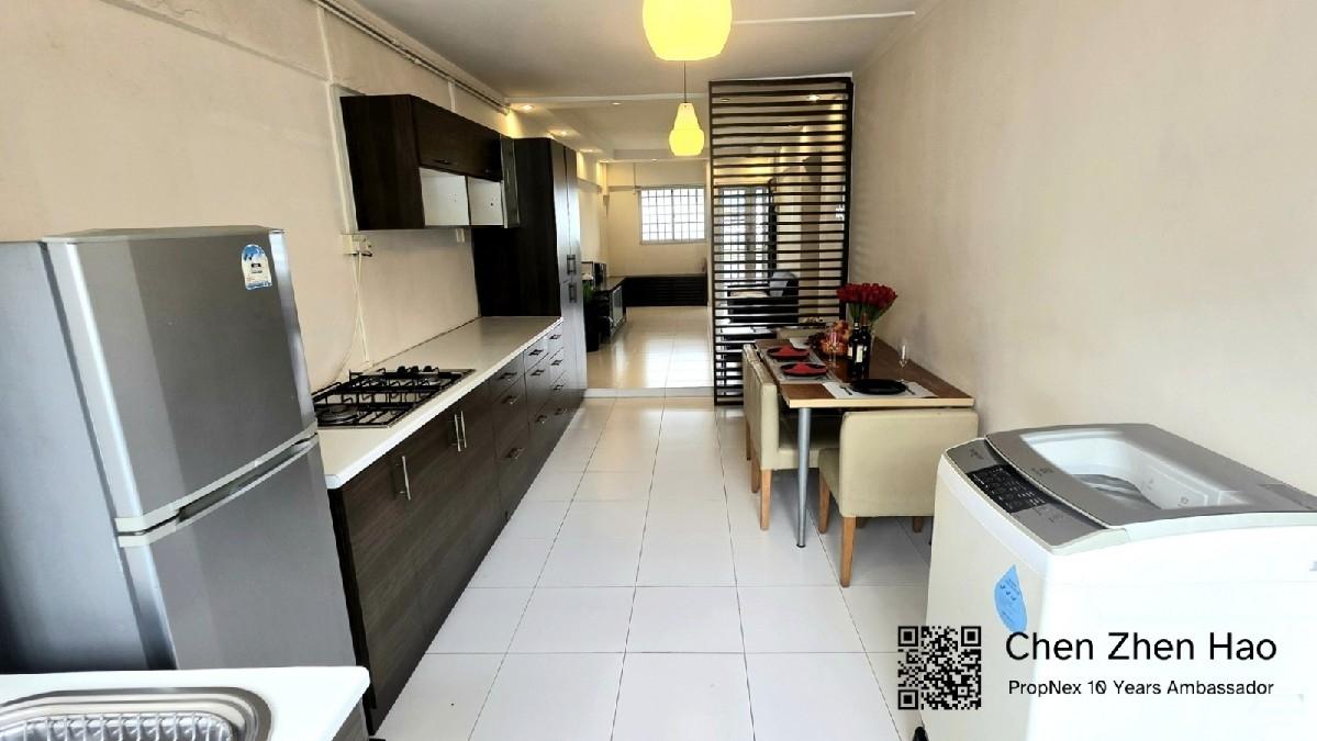 218 Ang Mo Kio Avenue 1 HDB Apartment For Rent, $3,100, 2 Bed 2 Bath 904 sqft $3.43 psf