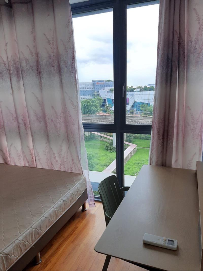 J Gateway Condominium Room Rental, $2,500, 1 Bed 1 Bath 180 sqft $13.89 psf
