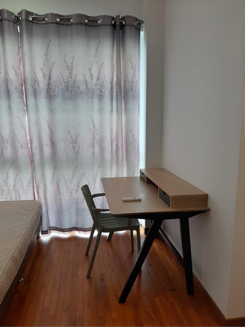J Gateway Condominium Room Rental, $2,500, 1 Bed 1 Bath 180 sqft $13.89 psf