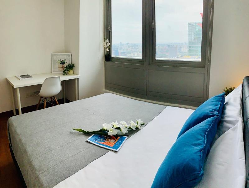 Prop-GPT: Apartment: D01 Marina The Sail @ Marina Bay
