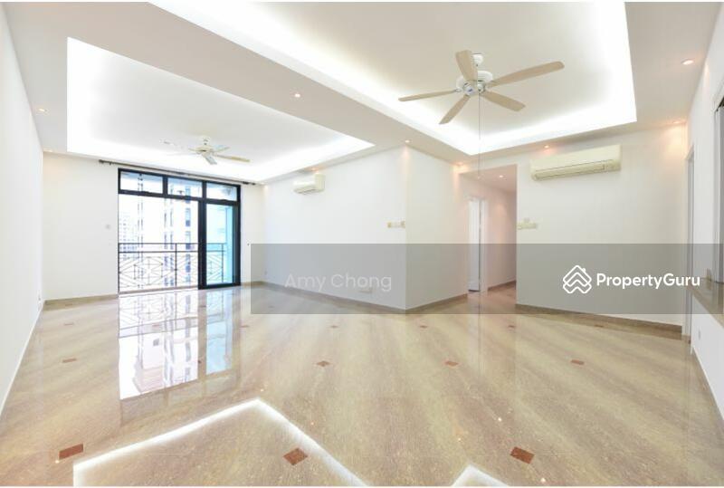Prop-GPT: Condominium: D10 Grange Road Spring Grove