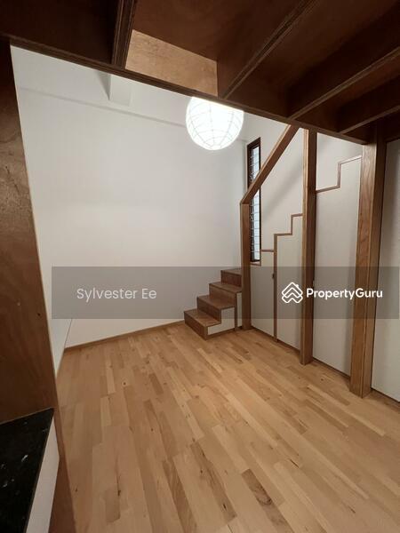 Prop-GPT: Walk-up Apartment: D09  RARE FEMALE COLIVING APARTMENT @ River Valley