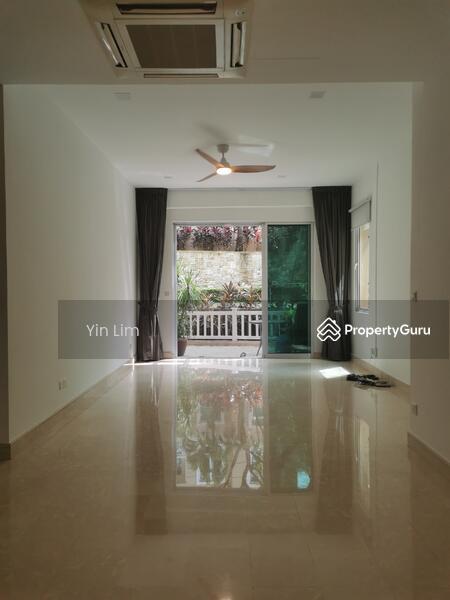 Prop-GPT: Condominium: D10  Duchess Crest