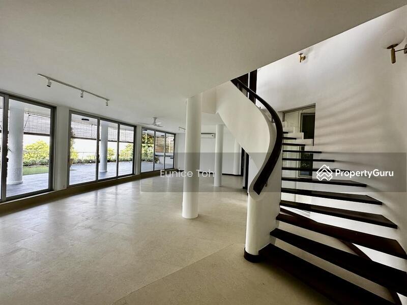 Prop-GPT: Condominium: D05  The Peak