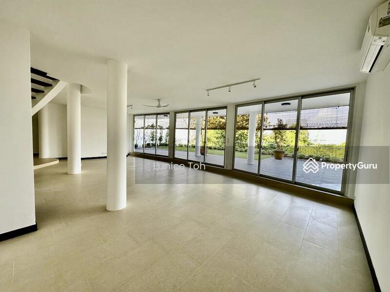 Condominium for Rent: D05, 118455