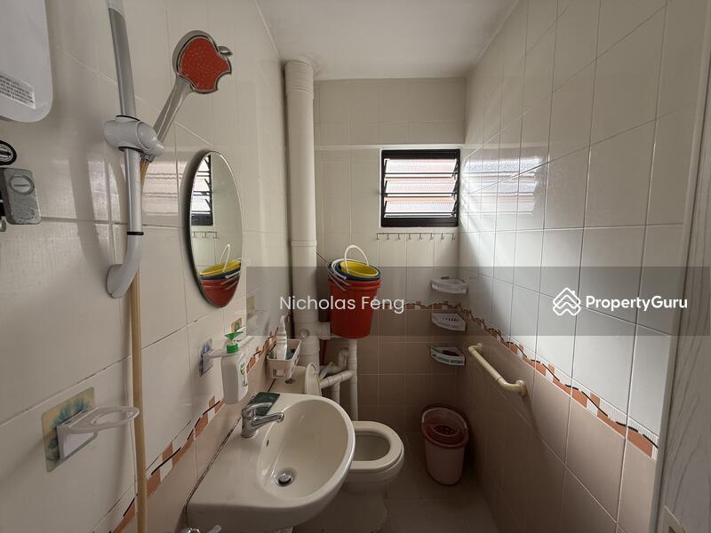 683 Hougang Avenue 8