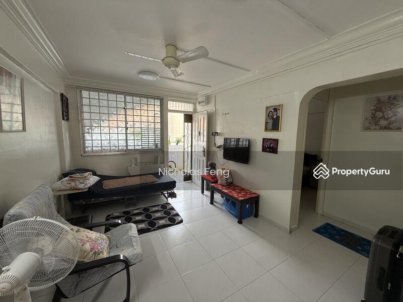 683 Hougang Avenue 8