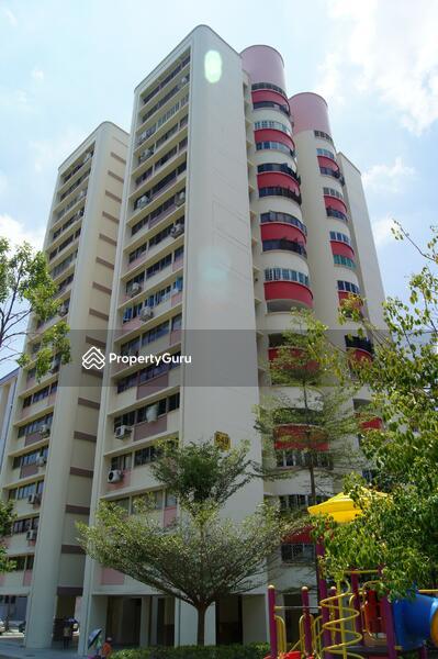 649 Hougang Avenue 8
