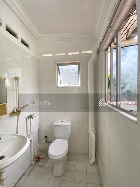 Near Bayshore MRT - Jalan Pokok Serunai