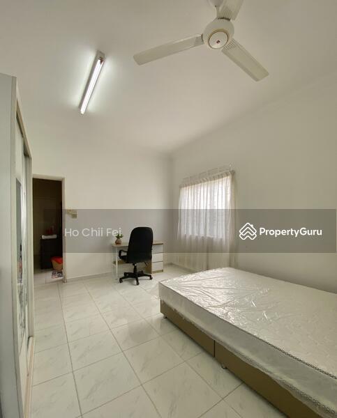 Near Bayshore MRT - Jalan Pokok Serunai