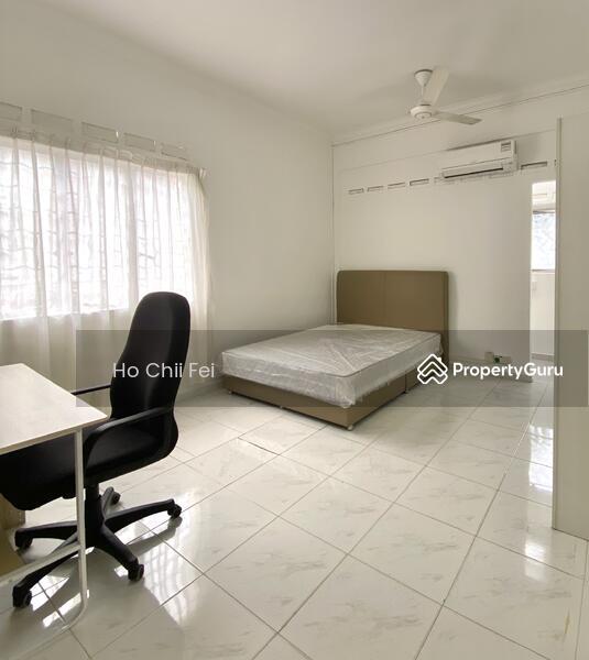 Near Bayshore MRT - Jalan Pokok Serunai