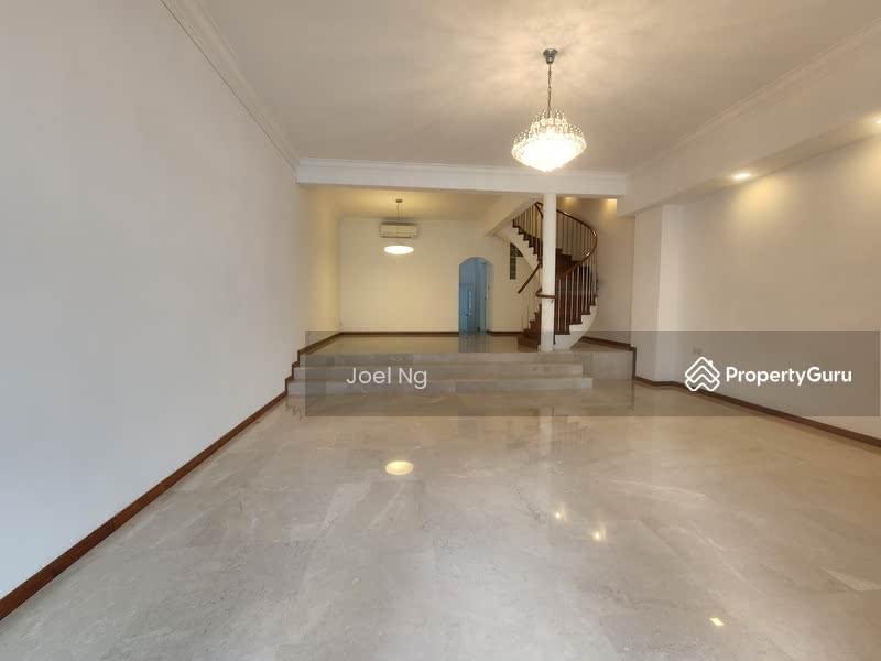Terrace at East Coast Ave mins away to Siglap mrt