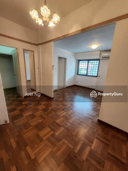 Terrace at East Coast Ave mins away to Siglap mrt