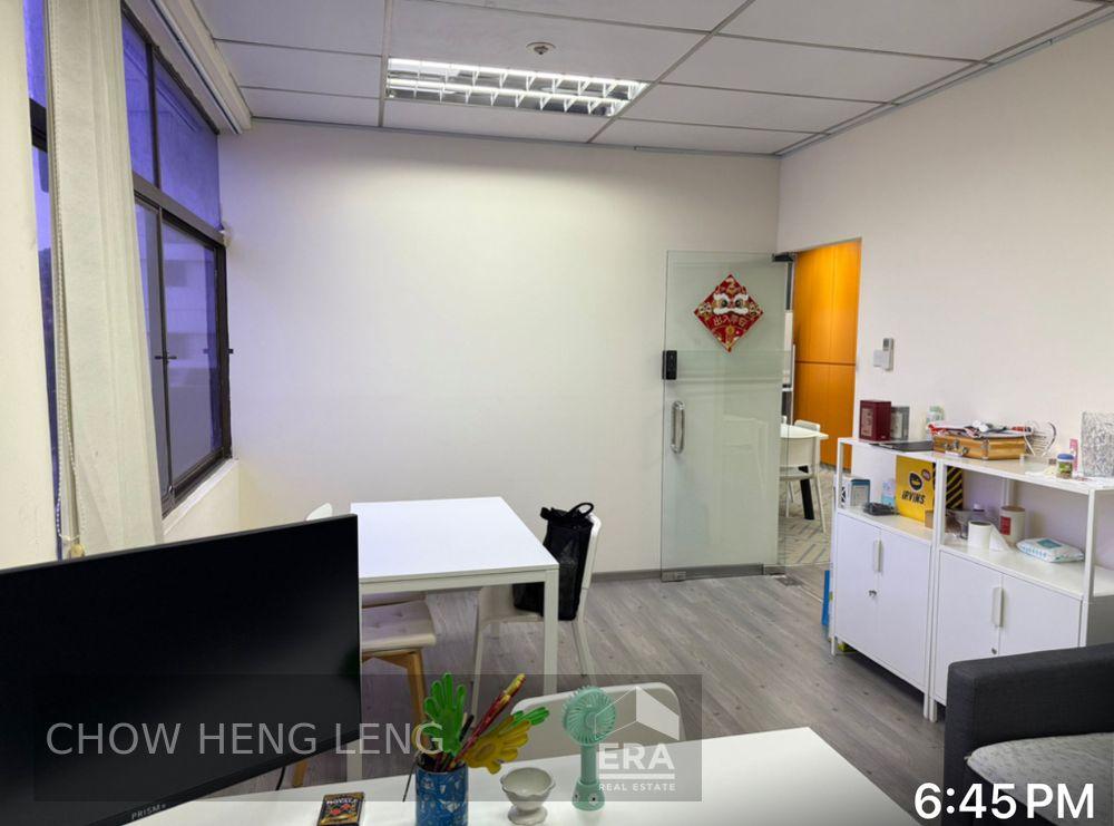 Prop-GPT: Commercial: D03 Tiong Bahru Manhattan House