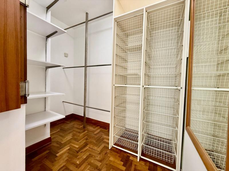 Seletar Hills Estate Corner Terrace For Rent, $6,470, 4 Bed 3 Bath 2,000 sqft $2.97 psf