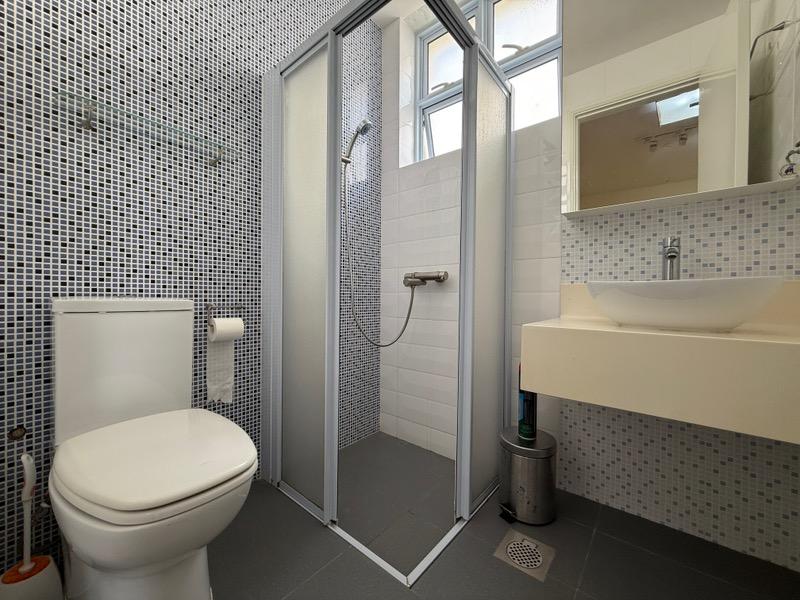 Seletar Hills Estate Corner Terrace For Rent, $6,470, 4 Bed 3 Bath 2,000 sqft $2.97 psf