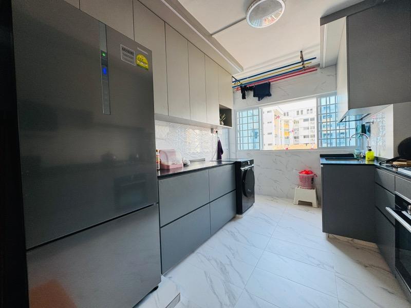 Prop-GPT: HDB Apartment: D04  113 Bukit Purmei Road