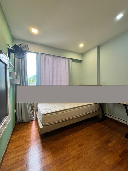 FLO Residence Condominium For Rent, $4,300, 3 Bed 2 Bath 926 sqft $4.64 psf