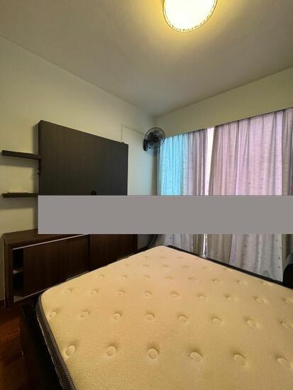 FLO Residence Condominium For Rent, $4,300, 3 Bed 2 Bath 926 sqft $4.64 psf