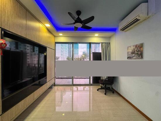 FLO Residence Condominium For Rent, $4,300, 3 Bed 2 Bath 926 sqft $4.64 psf