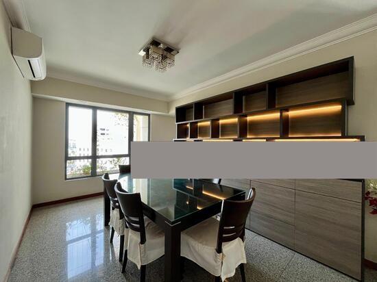 Aquarius By The Park Condominium For Rent, $4,900, 3 Bed 3 Bath 1,207 sqft $4.06 psf