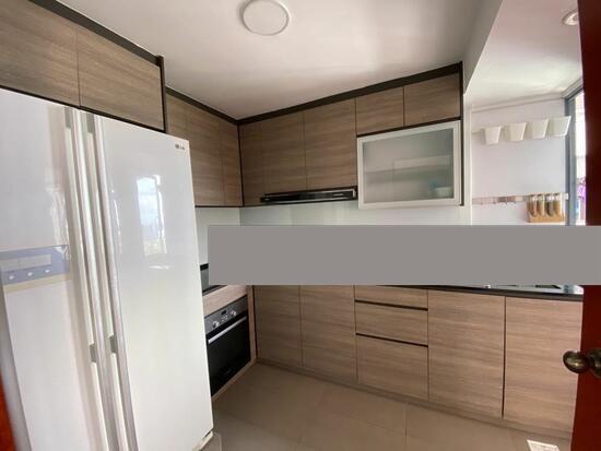 Aquarius By The Park Condominium For Rent, $4,900, 3 Bed 3 Bath 1,207 sqft $4.06 psf