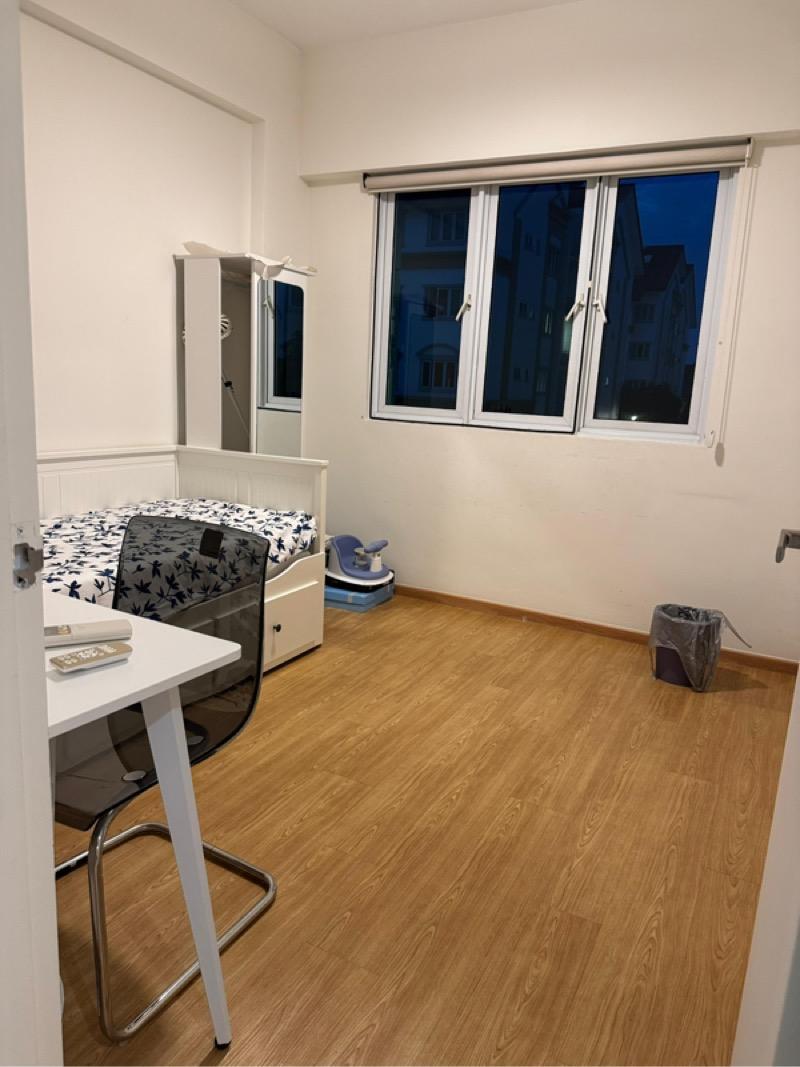 Condominium for Rent: D27, 759075