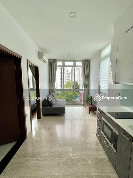 Prop-GPT: Condominium: D21  The Hillford