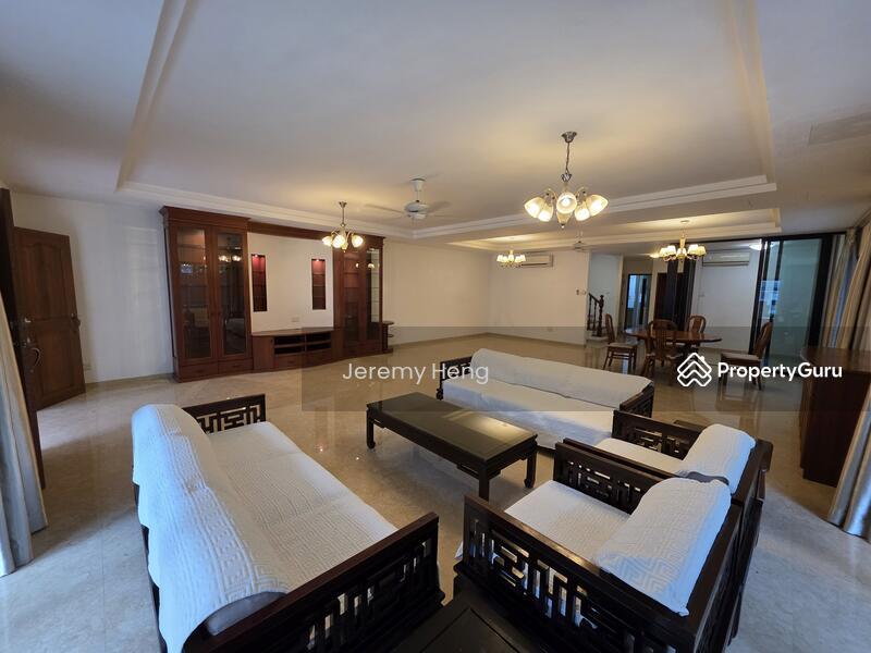 Prop-GPT: Semi-Detached: D10 Holland Jalan Kebaya Semi D