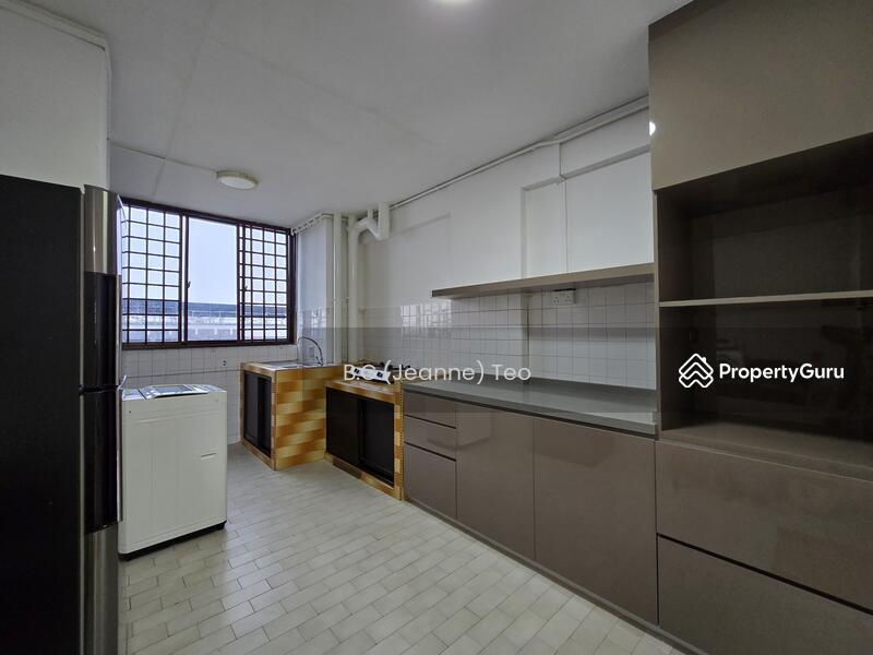 306 Serangoon Avenue 2