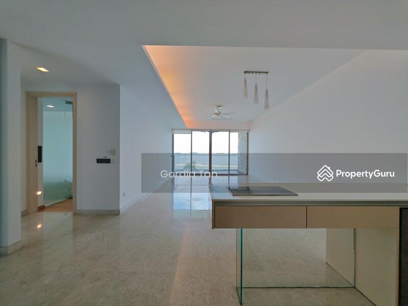 Condominium for Rent: D04, 098583