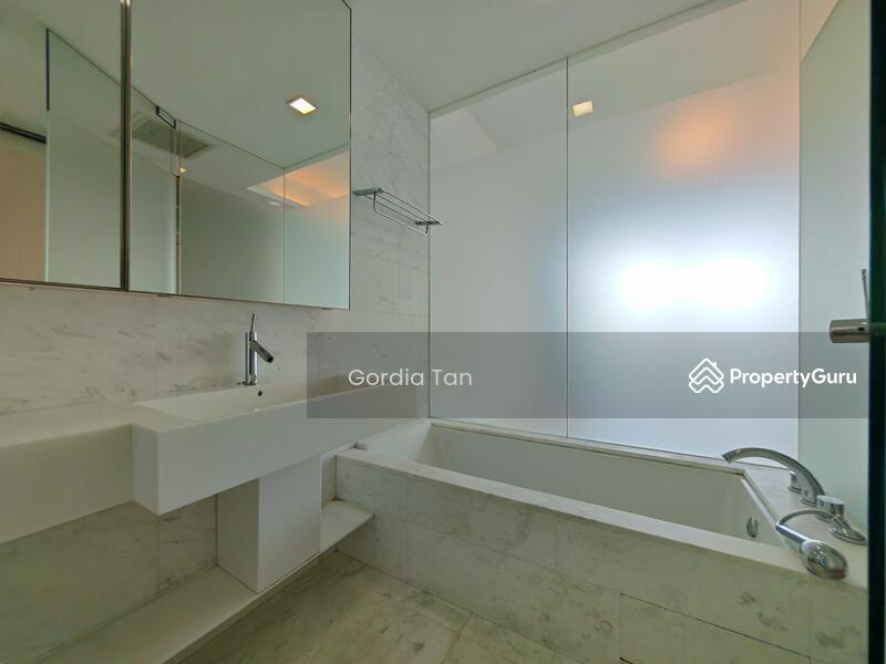 Condominium for Rent: D04, 098583