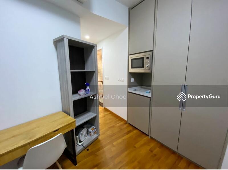 Condominium for Rent: Cairnhill, D09, 228461