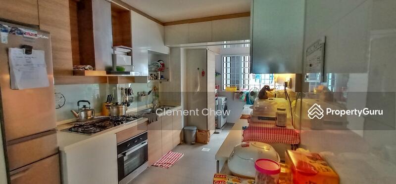 698B Hougang Street 61