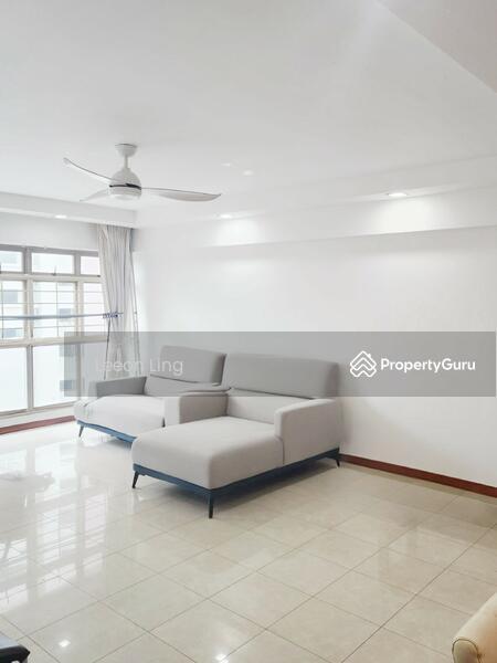 Prop-GPT: HDB Flat: D19 Punggol 166B Punggol Central