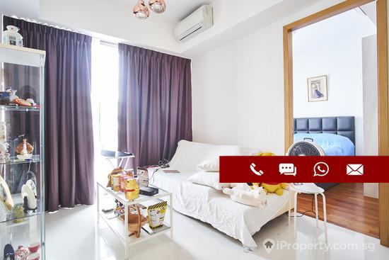 Tre Residences Condominium For Rent, $4,800, 2 Bed 2 Bath 700 sqft $6.86 psf