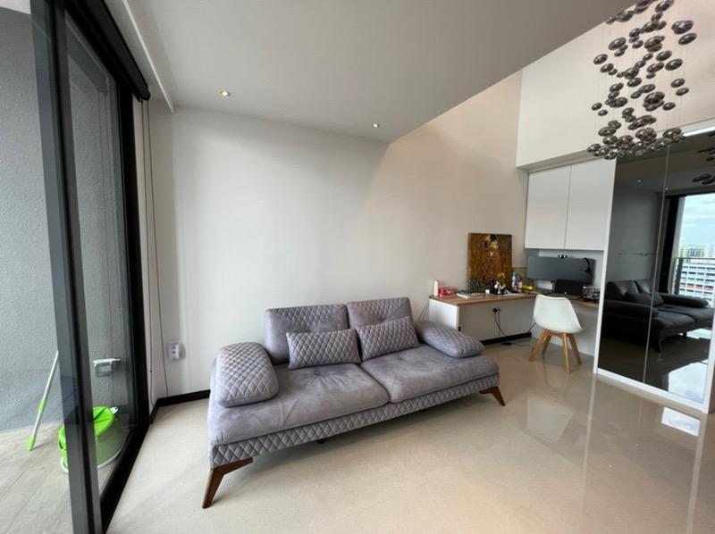 The Poiz Residences Condominium For Rent, $3,499, 1 Bed 1 Bath 592 sqft $5.91 psf