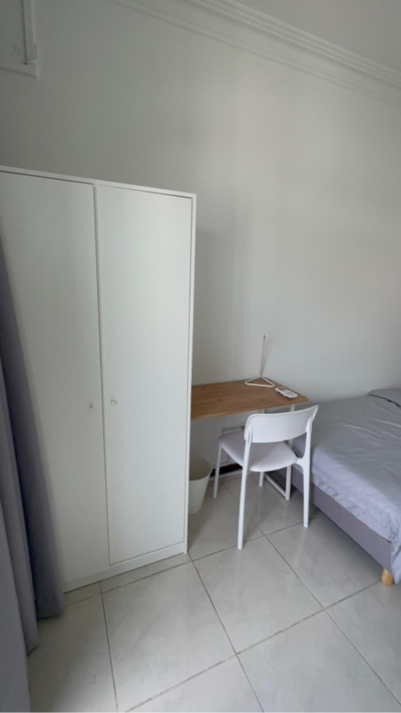 Elias Green Condominium Room Rental, $1,100, 1 Bed 1 Bath 150 sqft $7.33 psf